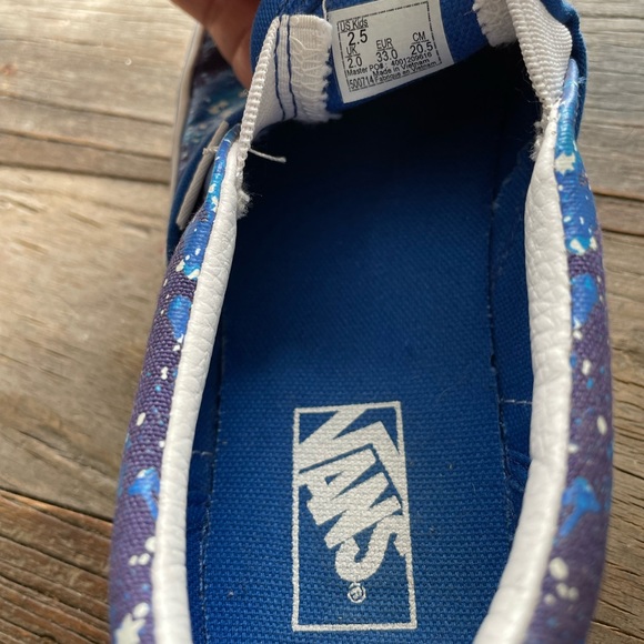 Vans - Picture 5 of 5